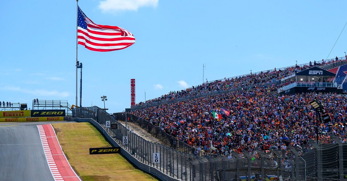 US GP organizers fined half a million euros for 200 spectators invading the track