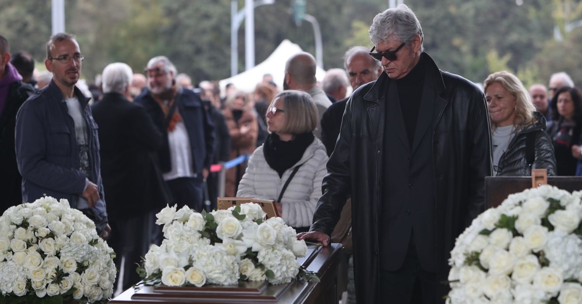 The message of the yellow and black family for the last goodbye to Yiannis Boutaris