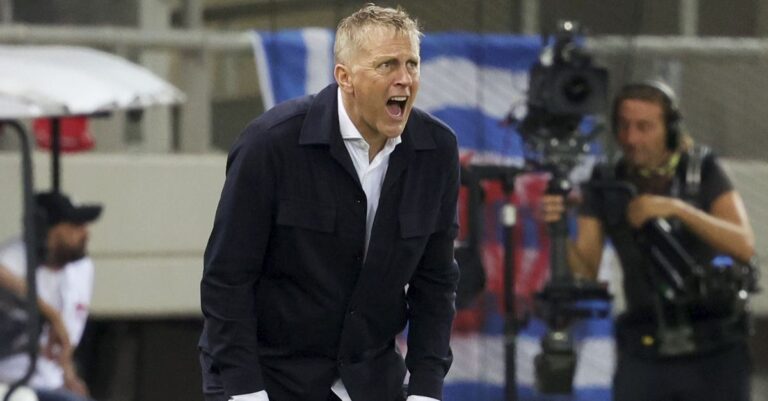 hallgrimsson-ireland.jpg