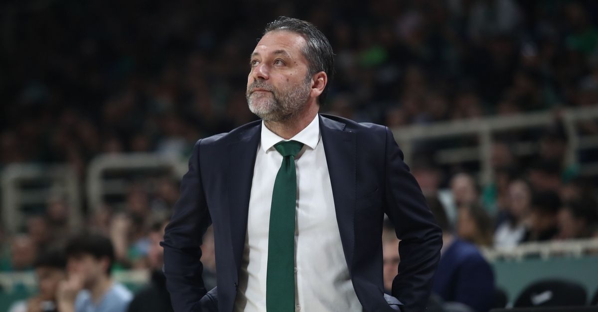 ‘I was a coach for many years, I don’t think I have forgotten it, we expect a tough game with Zalgiris’