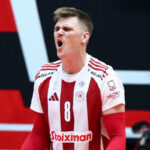 perrin-olympiacos-full.jpg